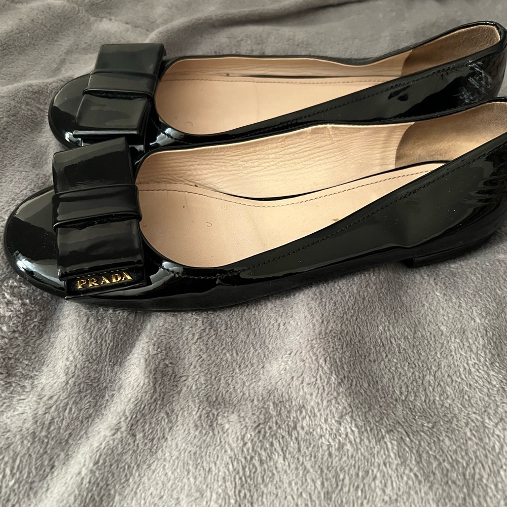Prada flats - Picture 3 of 5